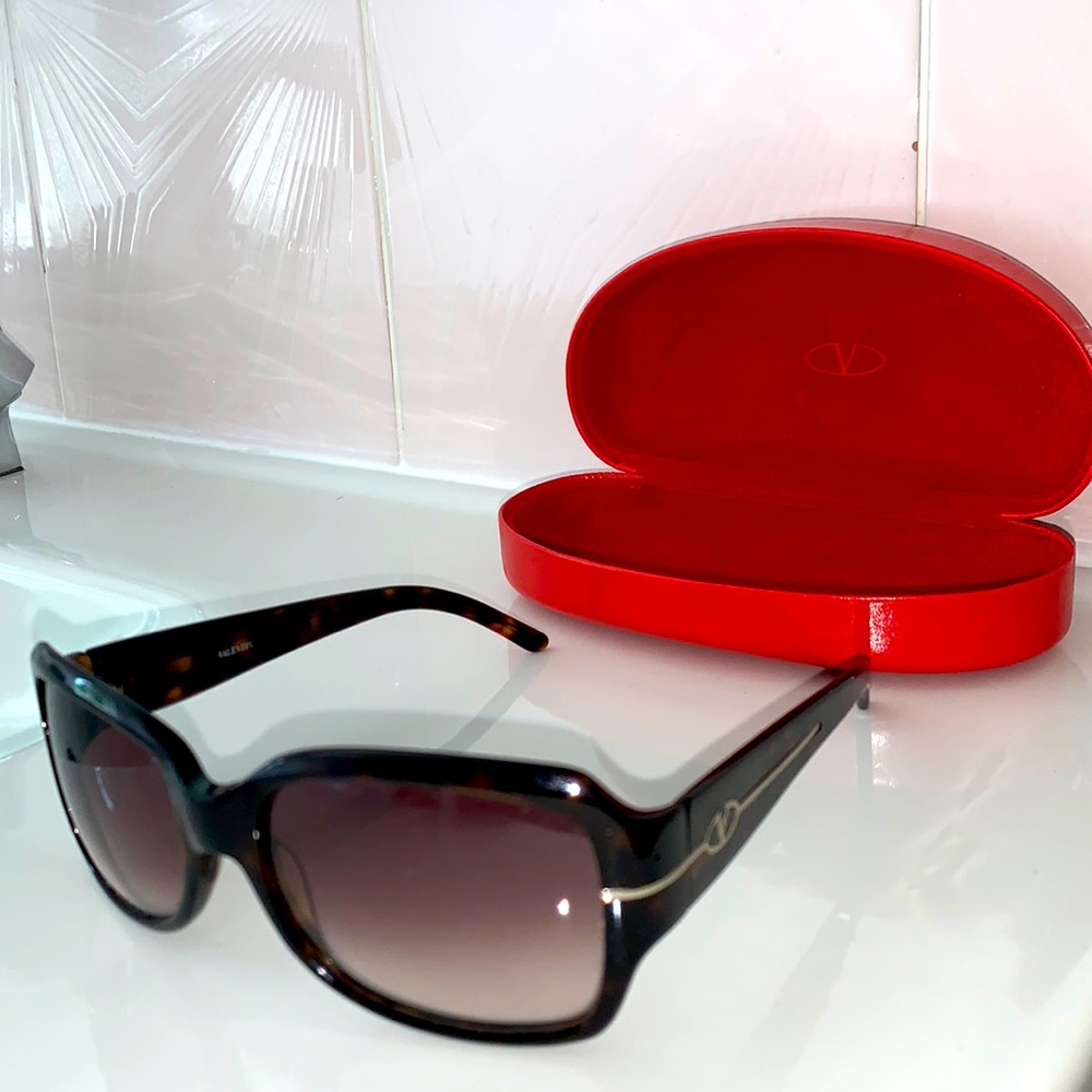 Valentino Glasses